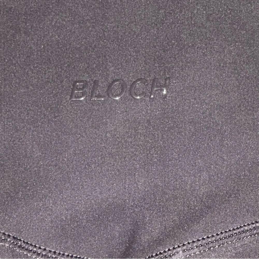 UEC BLOCHsculpt 3 Inch Short Bike Shorts Sz Medium Color-Winter Iris